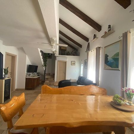 Villa Fani Supetar Kültér fotó
